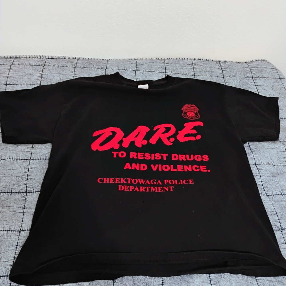 Black D.A.R.E. Mens Vintage Mint Condition XL Super Fire 🔥🔥
